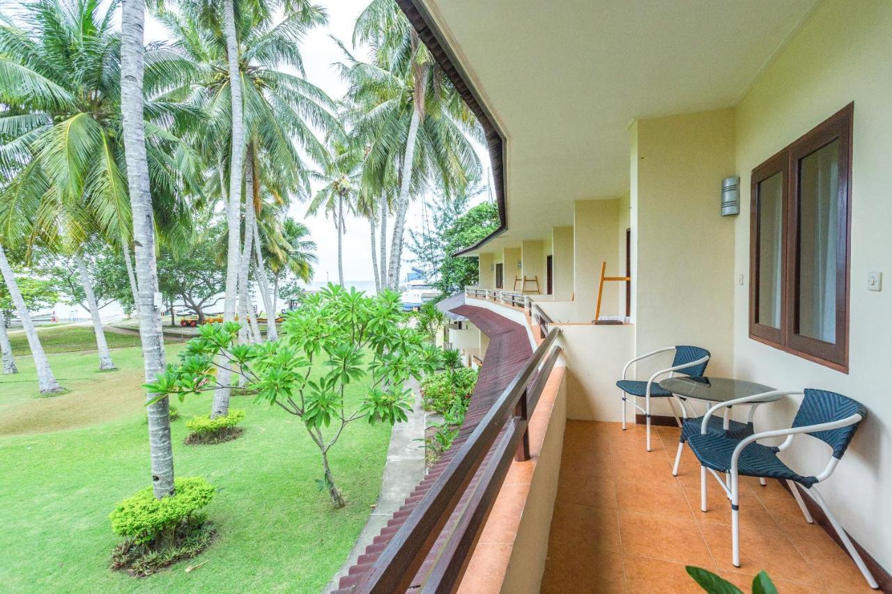 Capital O 2796 Medana Bay Marina Hotel Tanjung  Buitenkant foto