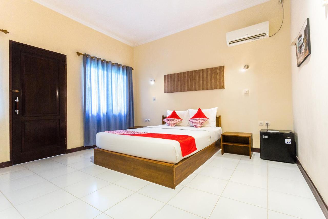 Capital O 2796 Medana Bay Marina Hotel Tanjung  Buitenkant foto
