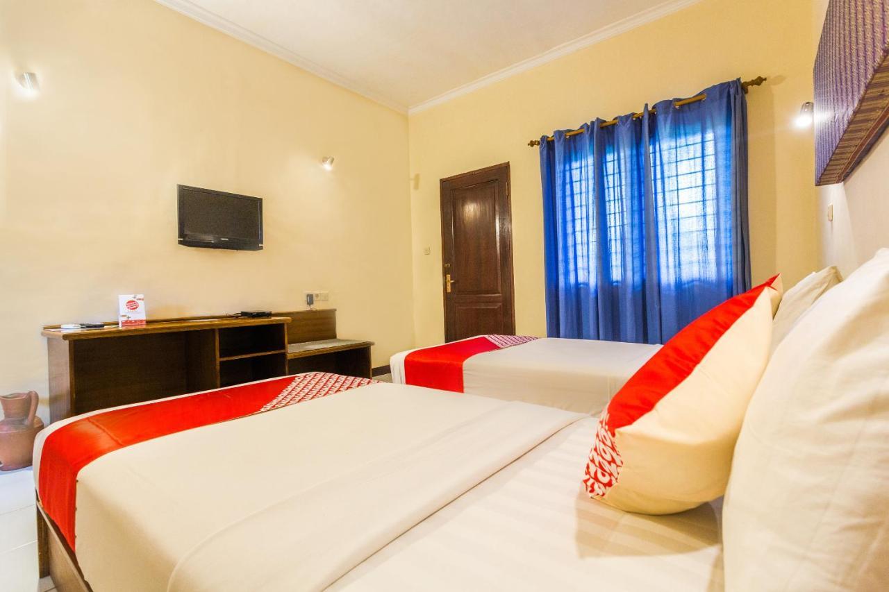 Capital O 2796 Medana Bay Marina Hotel Tanjung  Buitenkant foto